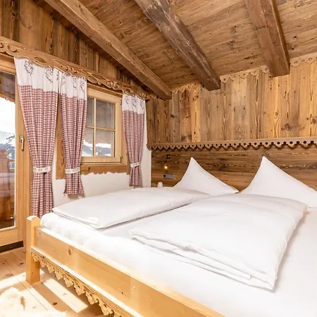 Nyaraló Ferienhuette Alpenherz